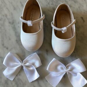 Toddler White Mary Jane Dress Shoes with Bows